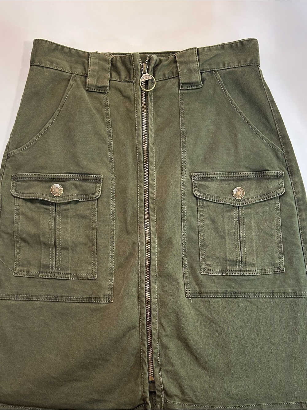 H&M L.O.G.G. Olive Utility A-Line Skirt with Front Zip Size 6 - Picture 2 of 9